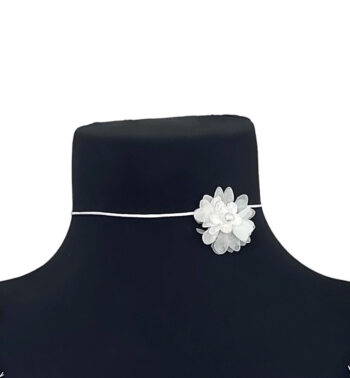 Choker Flor Branca